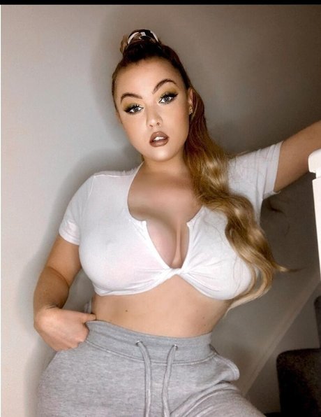 Kendall Rowan sexy star archive