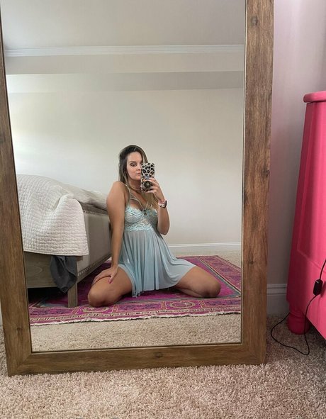 alexpeachperfect star beautiful img