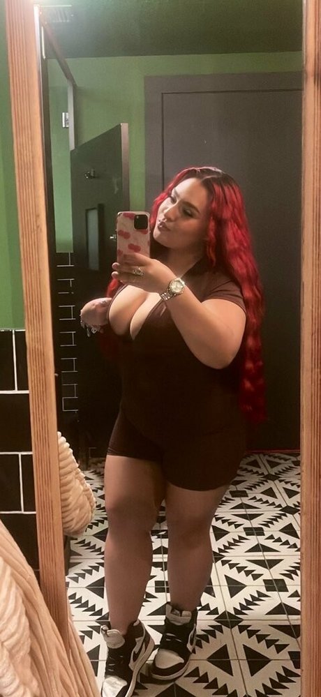 dasjuicyjen model nice photos