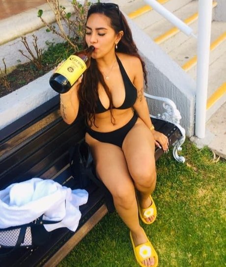 skinny blonde milf onlyfans art porn img