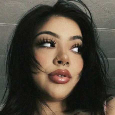 lachinaaxo erotic actress image