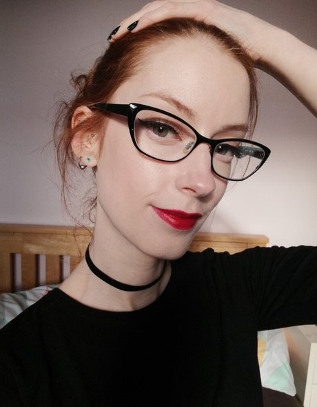 Miss Chloe ASMR pornstar sex archive