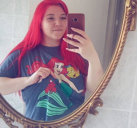 Ariel Vanderberg star erotic galleries