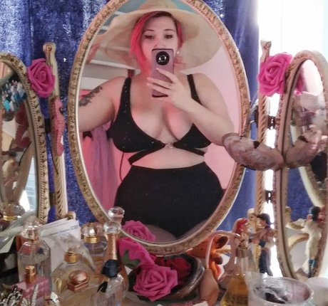 Ariel Vanderberg pornographic star pic