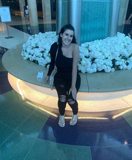 Lizzy Rae top star img