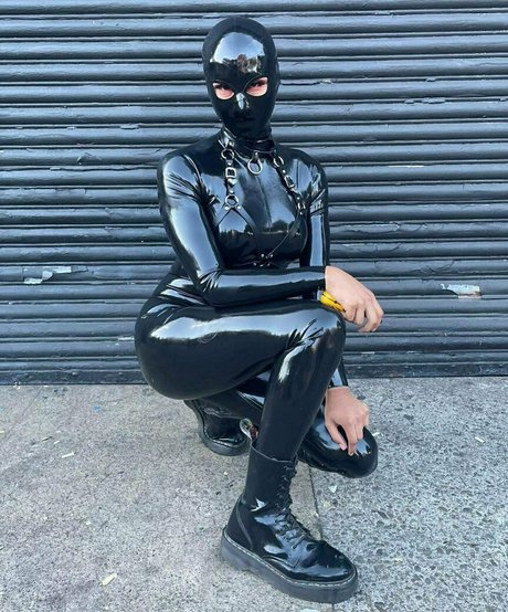 pixilust666 model nudes gallery