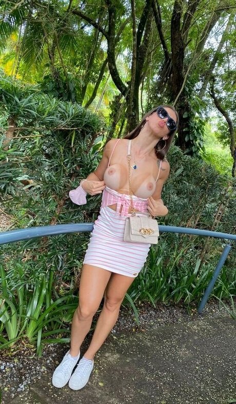 pregnant ebony onlyfans nudes picture