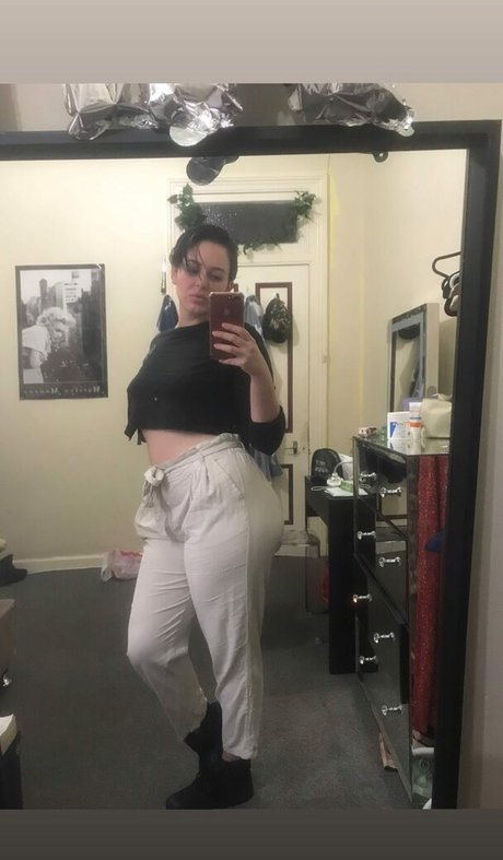 Shutupmichaelaa pornstar galleries