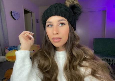 Espe ASMR naked pornstar photo