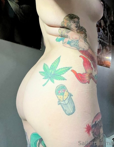 skinny blonde milf onlyfans beautiful pictures