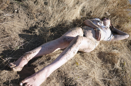 Natalie Joy hot model img