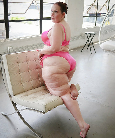 kourtneycakeshub sexy star picture