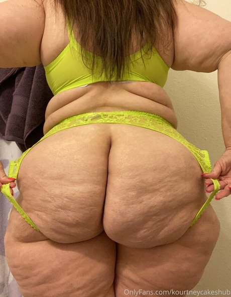 kourtneycakeshub pornstar exclusive photo