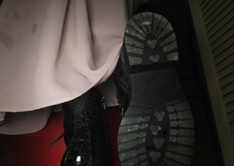 mommynemesis nude pornstar photo