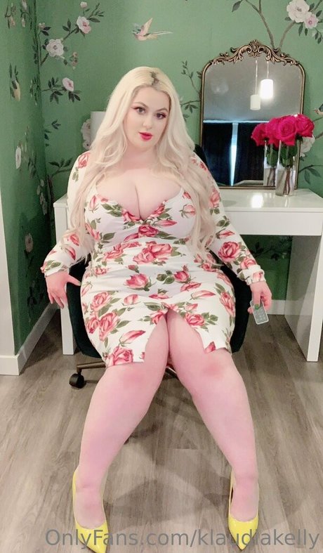 cheerleader onlyfans art naked image