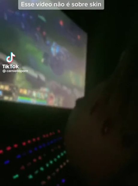 Maria Eduarda Carniello star exclusive gallery