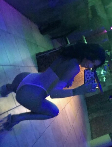 darlizzzzzzle star exclusive photos