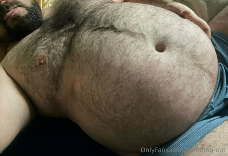 rounding out nudes actress photo