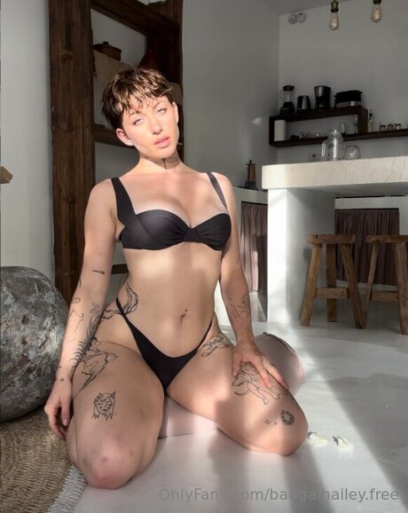 badgalhailey free sexy actress gallery