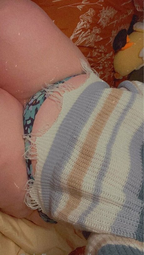 bumwagon model adult image