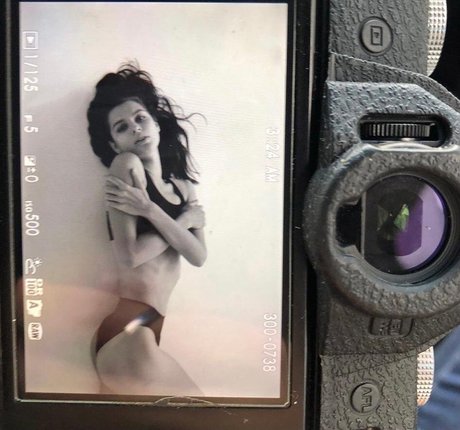 Sasha Zotova star art picture