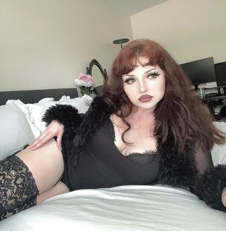 hexkittie pornographic model picture