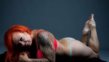 loving queent exclusive star img