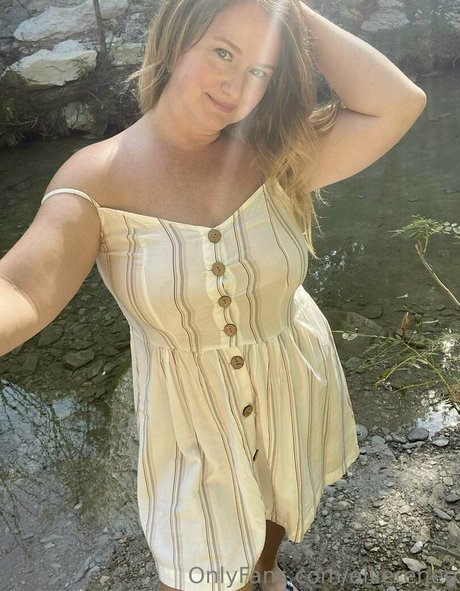 Forced2be40 nudes star pic