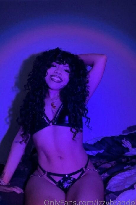 izzykento model porn gallery