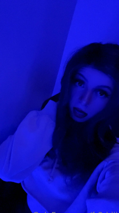 Fr3ddii model pretty image