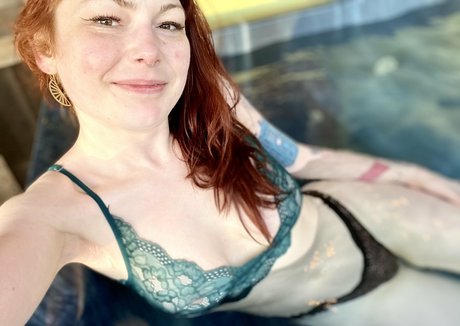 raebygirl art actress img