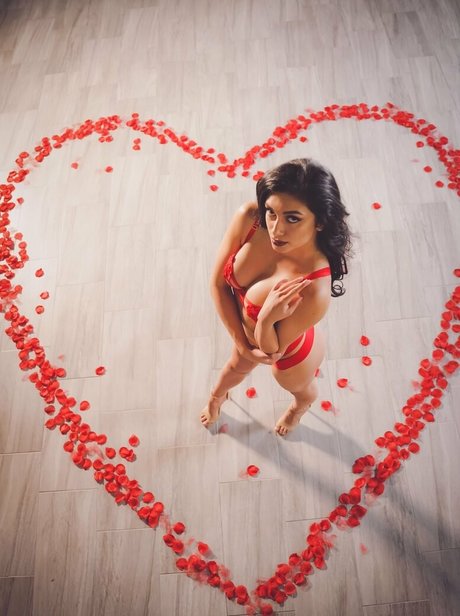 toosexyashley model porn image