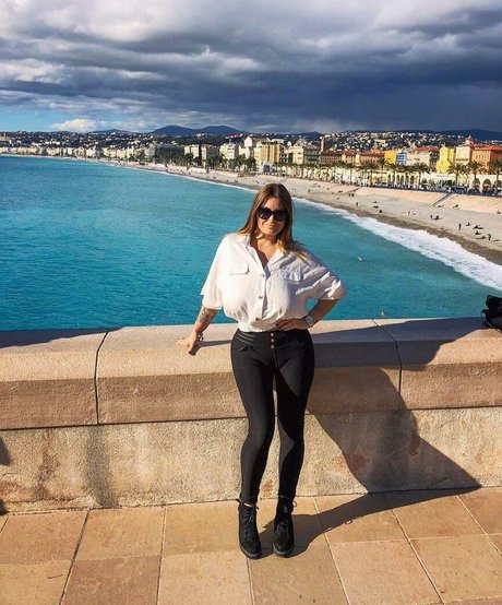 Agne Agnieska top star photos