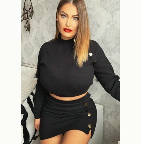 Agne Agnieska xxx star archive