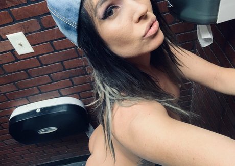 charitycherry free art model pictures