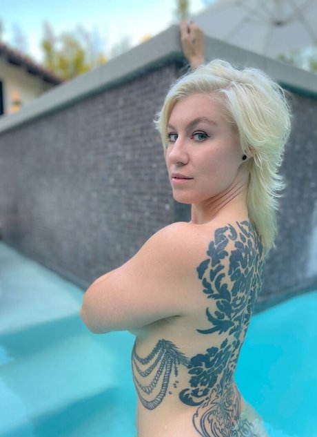 trans xxx onlyfans beautiful nude image