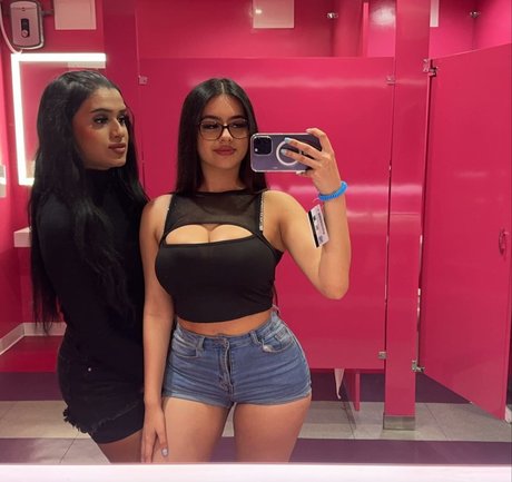 Suman Maria star nudes image