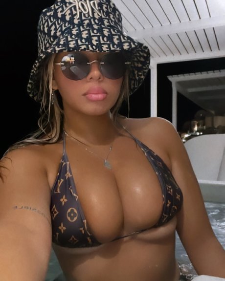 18 year old onlyfans free nude archive