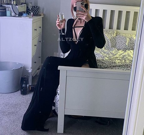 altzoey model pornographic galleries