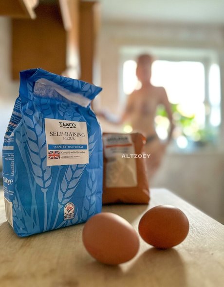 altzoey free model photos