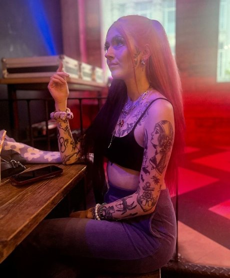 xo nicolavictoria model best photo