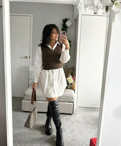 Lily Fiore pornstar nudes gallery