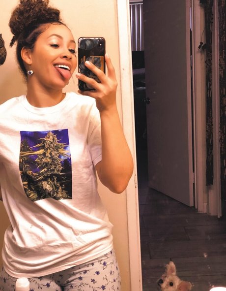 Bobbi dean erotic star pics