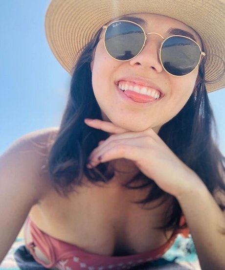 Kimmy Jimenez erotic model photo