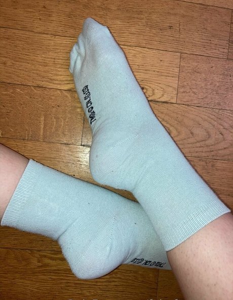 fairyfeetsisters model free pictures