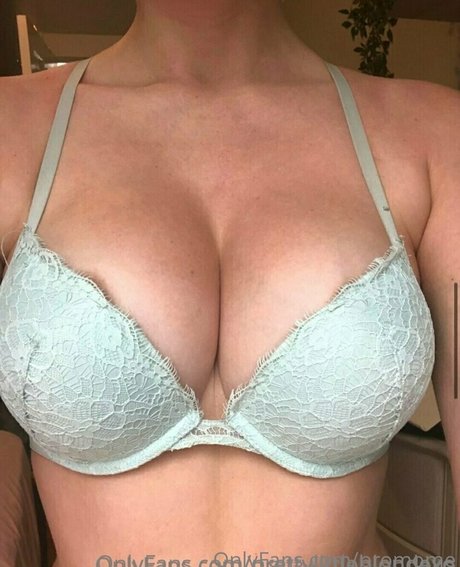 male asian onlyfans free photos