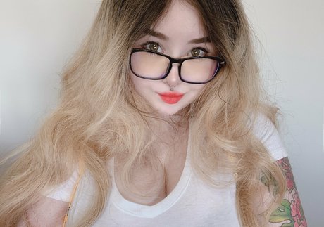 cherrikissu pornstar high quality pictures