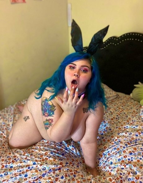 moonikuko model pornographic picture