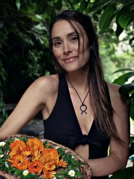 Natalie Blair model art picture