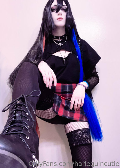 harlequincutie hot star pic